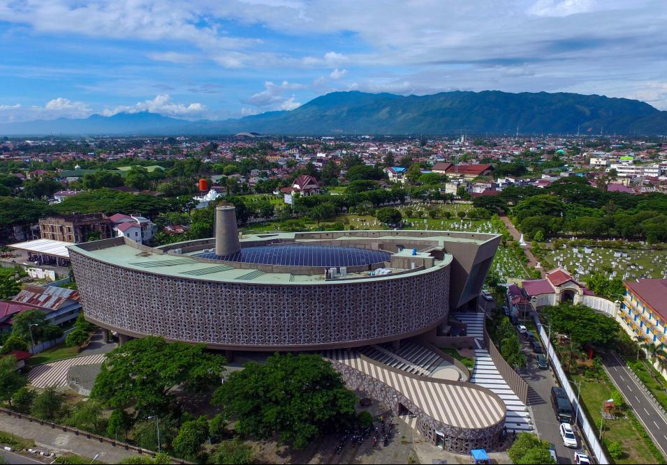 Museum Tsunami tour Aceh